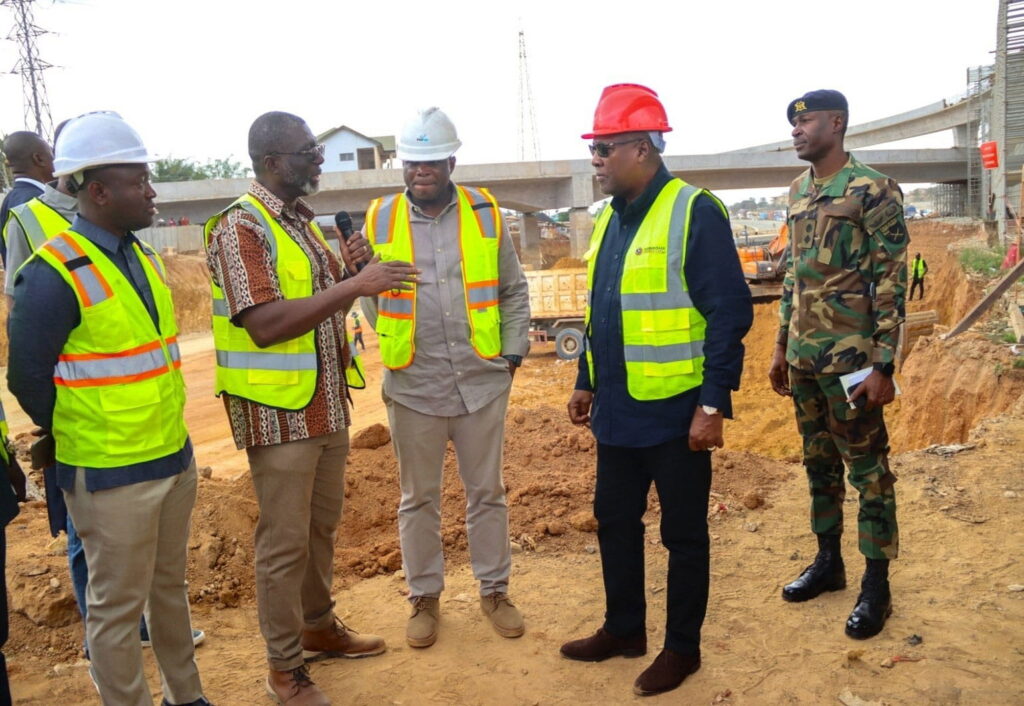 President Mahama inspects a highway-construction site. His Big Push program has allocated GH¢43.9 billion to priority road projects, from new local and regional roads to a six-lane expressway from Accra to Kumasi. “Nothing opens up a country quicker and more sustainably than good roads and modern infrastructure,” he says. “We are committed to ensuring the modernization of our infrastructure to serve as the backbone to a rapidly expanding economy.” 